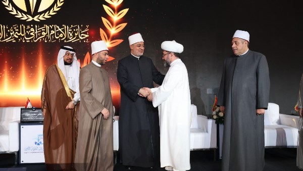 مفتي أوزبكستان: تراجع الأسرة وارتفاع معدلات الطلاق تحدٍ عالمي.. وندعو لفتوى مشتركة لحمايتها