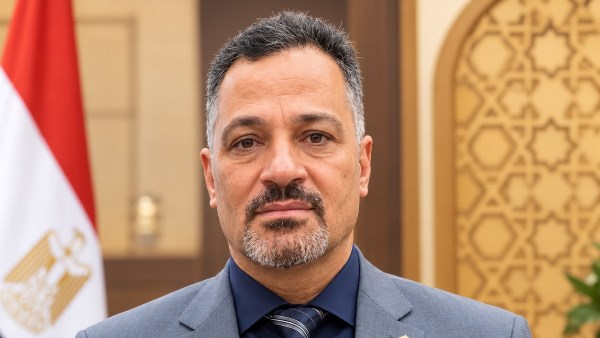 قرار من شيخ الأزهر.. وليد أبو العينين رئيسًا للإدارة المركزية للشؤون الإدارية