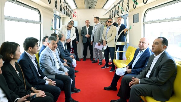 رئيس الوزراء يتفقد مشروع المرحلة الأولى للخط الرابع لمترو الأنفاق