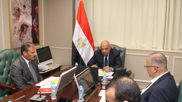 وزير الكهرباء يتابع مستجدات العمل على تحديث استراتيجية الطاقة المتكاملة والمستدامة حتى عام 2040