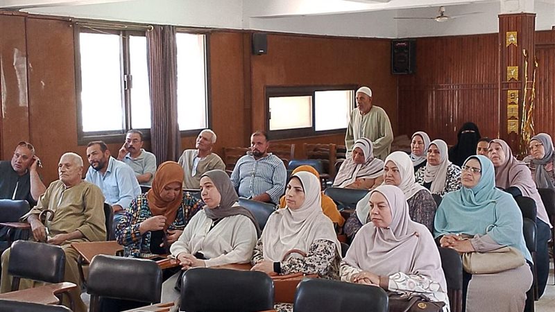 «الزراعة» تتحرك لتسويق السمسم، ورشة بالغربية للتوسع في منظومة الزراعات التعاقدية