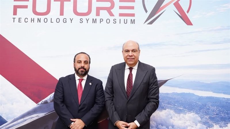 وزير الطيران يلتقي رئيس مفوضية «LACAC» لبحث آفاق التعاون المشترك وتوظيف الذكاء الاصطناعي