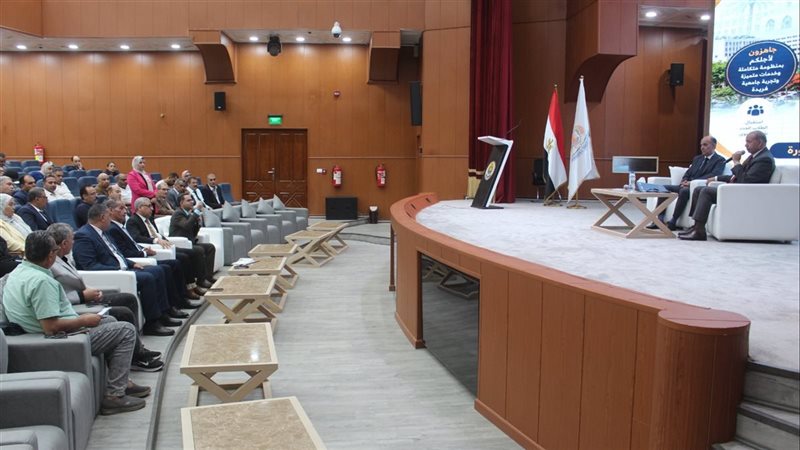 رئيس جامعة المنصورة يتابع الاستعدادات النهائية لاستقبال العام الدراسي الجديد