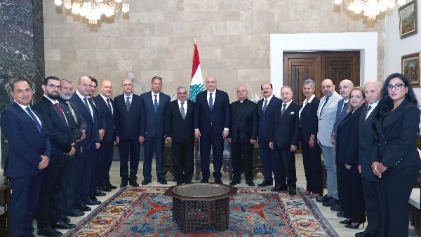 عون يدعو اللبنانيين لانهاء حالة العداء مع اسرائيل ومحاربة الفساد