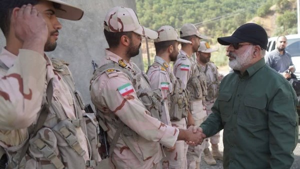 الحرس الثوري الإيراني: لن نتراجع قيد أنملة أمام العدو