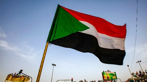 ردا على واشنطن.. الحكومة السودانية ترفض تصريحات أمريكية بالتشكيك في شرعيتها