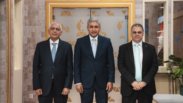 وزير السياحة والآثار يفتتح الجناح المصري المشارك بمعرض IFTM Top Resa 2026 بباريس