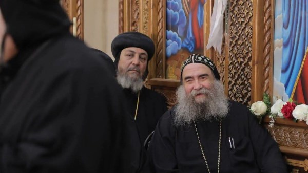 علّمنا المواطنة ومعندوش مسيحي ومسلم.. الأنبا يوأنس يشكر الرئيس السيسي خلال زيارة البابا تواضروس لإيبارشية ملوي