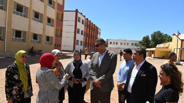 تمهيدًا لافتتاح المرحلة الإعدادية.. محافظ جنوب سيناء يتابع توسعات مدرسة جيل أكتوبر بشرم الشيخ