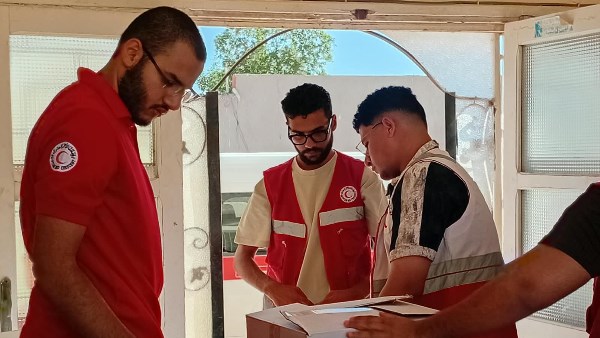الهلال الأحمر والأزهر في مهمة إنسانية بجبال جنوب سيناء.. خدمات طبية وتوعوية ودعم نفسي للأهالي.. صور