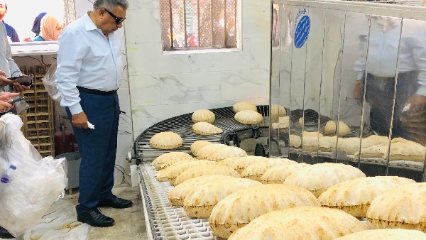 محافظ الدقهلية يتفقد مخبز المحافظة للخبز المدعم  بدكرنس