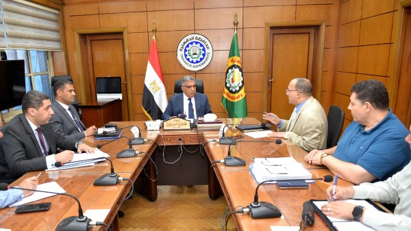 محافظ الدقهلية يؤكد دعمه لمستثمري المنطقة الصناعية بجمصة بهدف زيادة الإنتاج
