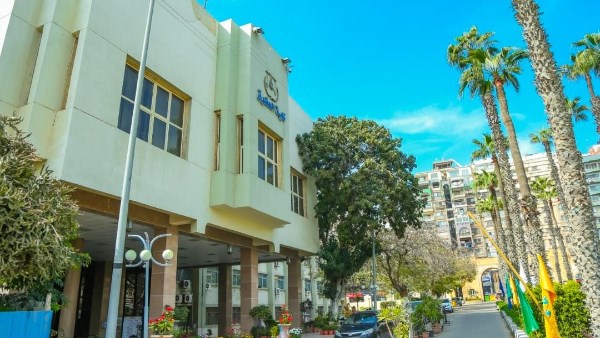 جامعة المنصورة تُعلن اعتماد «الحقوق» كأول كلية حكومية مصرية تحصل على الاعتماد المؤسسي