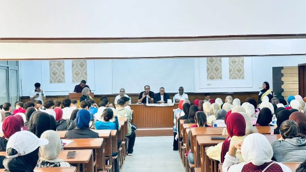 علوم الرياضة بالمنصورة تنظم ندوة حول حقوق وواجبات الطالب الجامعي