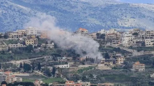 غارتان إسرائيليتان تستهدفان بلدة النبطية الفوقا في جنوب لبنان