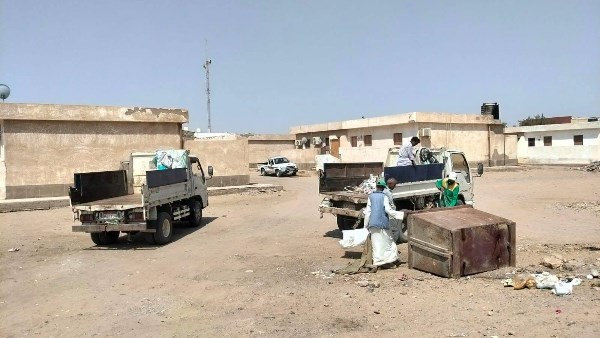 رفع 12 طن مخلفات من مناطق حيوية بالشلاتين ضمن حملات تحسين المظهر الحضاري