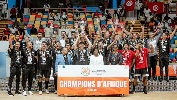 بعثة منتخب مصر لشباب اليد تصل القاهرة ظهر اليوم بعد تحقيق لقب أفريقيا