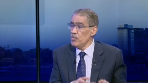 ضياء رشوان يدعو إيران لإعادة النظر في التصعيد ويحذر من آثار استهداف الدول العربية