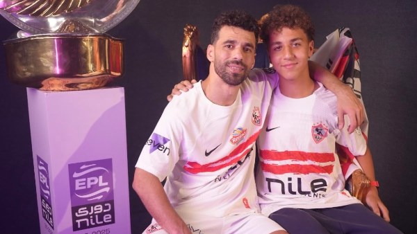 عبد الله السعيد يحتفل بعيد ميلاد ابنه بقميص الزمالك