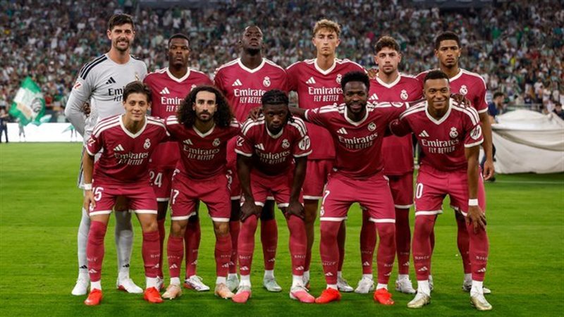 ريال مدريد يتعادل مع ريال بيتيس سلبيًا في الشوط الأول بالدوري الإسباني