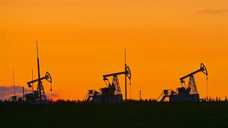 تراجع أسعار النفط 0.77% خلال تعاملات اليوم والبرميل يسجل 89 دولارًا