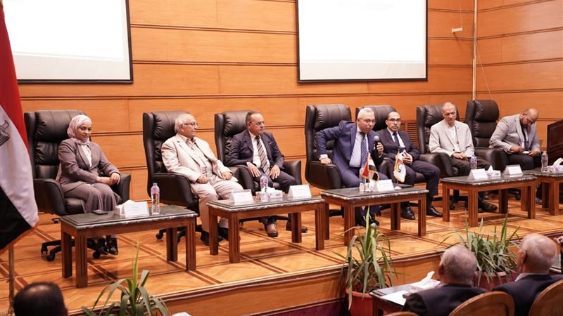 بحوث الإسكان والبناء يناقش مسودة تحديث الكود المصري للمنشآت المعدنية للمباني