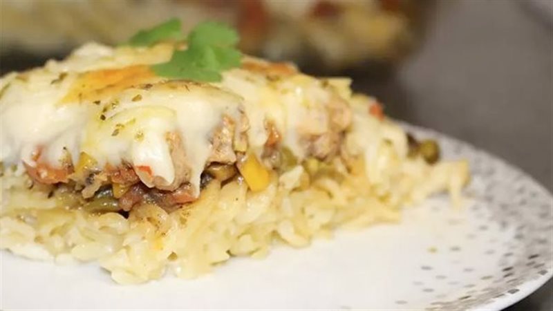 طريقة عمل الأرز بالبشاميل واللحمة المفرومة، فى خطوات بسيطة