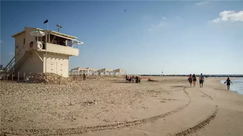 بعد أنباء اختطافه، إسرائيل تعلن العثور على جندي مختف “ميتا” على “شاطئ الطلاب” في حيفا