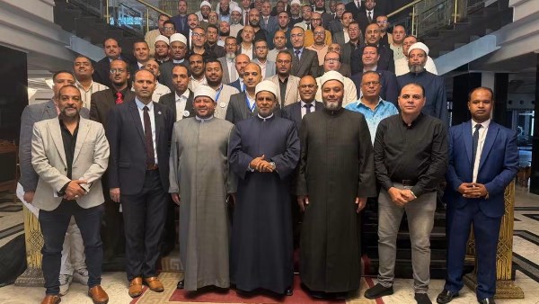 قطاع المعاهد الأزهرية يكرّم المتميزين في مبادرتي معًا نتعلم وأنا الراقي بأخلاقي ويدشّن المبادرتين للعام الدراسي الجديد