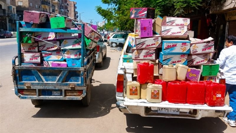 التموين تتحفظ على طن مقرمشات فاسدة ودقيق مدعم قبل البيع بأسواق الفيوم