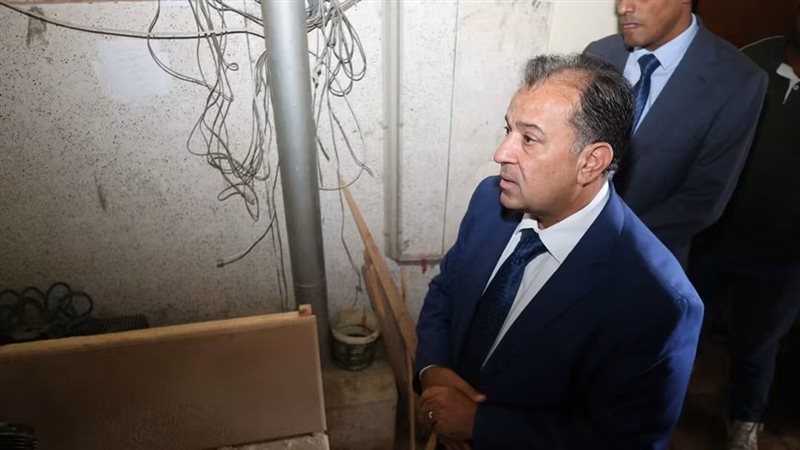 رئيس جامعة قنا يتفقد وحدة الرنين المغناطيسي ويتابع تنفيذ غرفة ملحقة لزيادة الطاقة الاستيعابية (صور)
