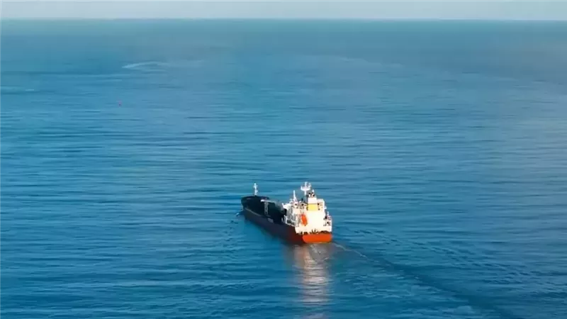 هيئة بحرية بريطانية: تلقينا بلاغا عن تعرض ناقلة لحادث أمني في مضيق هرمز