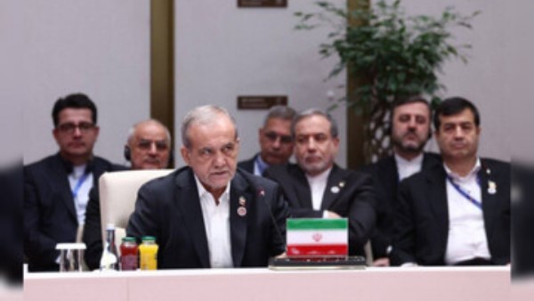 بزشكيان: إيران سترد بالمثل إذا التزمت أمريكا بالاتفاق المؤقت