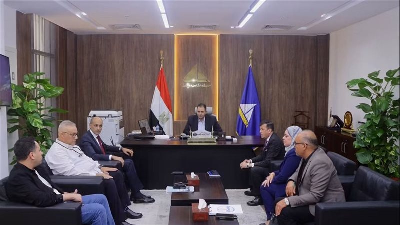 محافظ دمياط يبحث خطوات إنشاء مركز معلومات شبكات المرافق