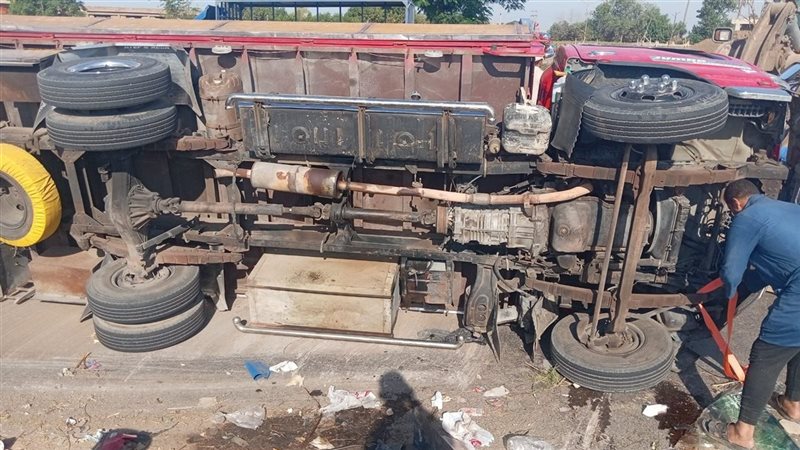 تصادم 3 سيارات بطريق القاهرة-الإسكندرية الزراعي دون خسائر بشرية