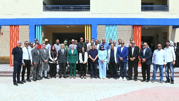 محافظ البحيرة تتفقد اللمسات النهائية لافتتاح المدرسة المصرية اليابانية بالدلنجات