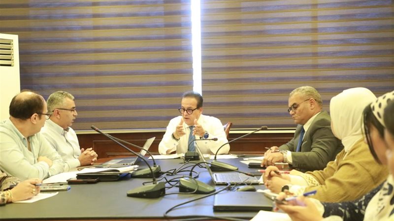 وزير الصحة: لا تأخير في مشروعات التأمين الصحي الشامل