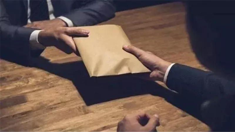 ثروة بالملايين تحت المجهر، محاكمة موظف سابق بتهمة الكسب غير المشروع في مصر القديمة