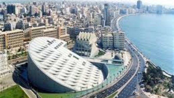 مدير مكتبة الإسكندرية: التطور التكنولوجي المتسارع يهدد الهوية الوطنية ويستهدف عقول الشباب