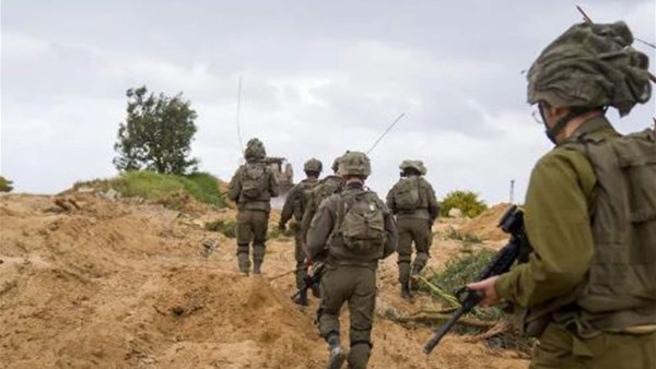 مستشار الرئيس الفلسطيني: زيارة هاكابي إلى ترمسعيا “بلا فائدة”.. والعقوبات على المستوطنين جيدة لكنها لا تكفي