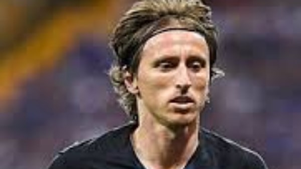 لوكا مودريتش يكشف كواليس انتقاله إلى ريال مدريد ويوجه رسالة لـ مورينيو