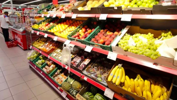 تضاعف معدل التضخم في سويسرا خلال أغسطس مع قفزة أسعار الوقود