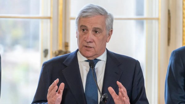 وزير خارجية إيطاليا: على الاتحاد الأوروبي أن يتبنى فرض عقوبات على المستوطنين الإسرائيليين