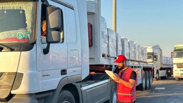 4500 طن من المساعدات دخلت غزة وسط استمرار العراقيل الإسرائيلية