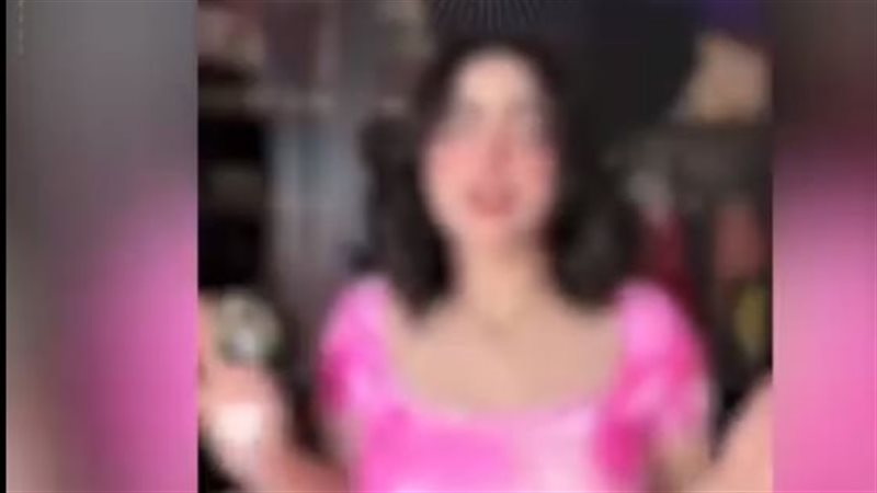 المشاهدات والأرباح قادتها إلى قبضة الأمن، سقوط بلوجر شهيرة بالتجمع الأول