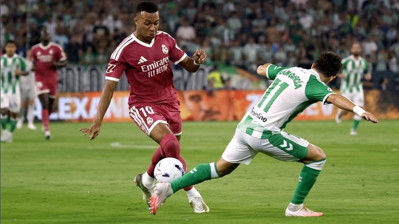 ترتيب الدوري الإسباني بعد خسارة ريال مدريد أمام بيتيس