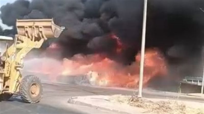 حريق في مواسير الصرف بالمنطقة الصناعية بـ6 أكتوبر والحماية المدنية تتدخل