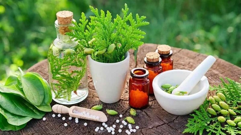 العناية باليدين والرقبة من الطبيعة مع التقدم في العمر