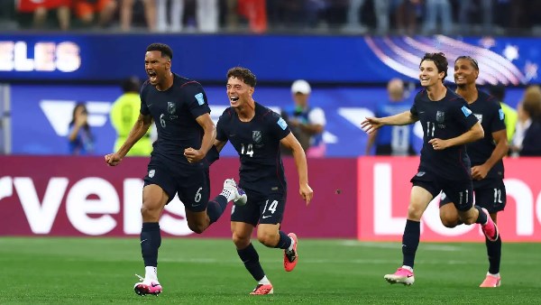 منتخب البوسنة والهرسك يهزم رومانيا 4-2 في دوري الأمم الأوروبية