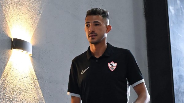 تسمم مفاجئ.. أضا يكشف سبب غياب أحمد فتوح عن الزمالك أمام بتروجت